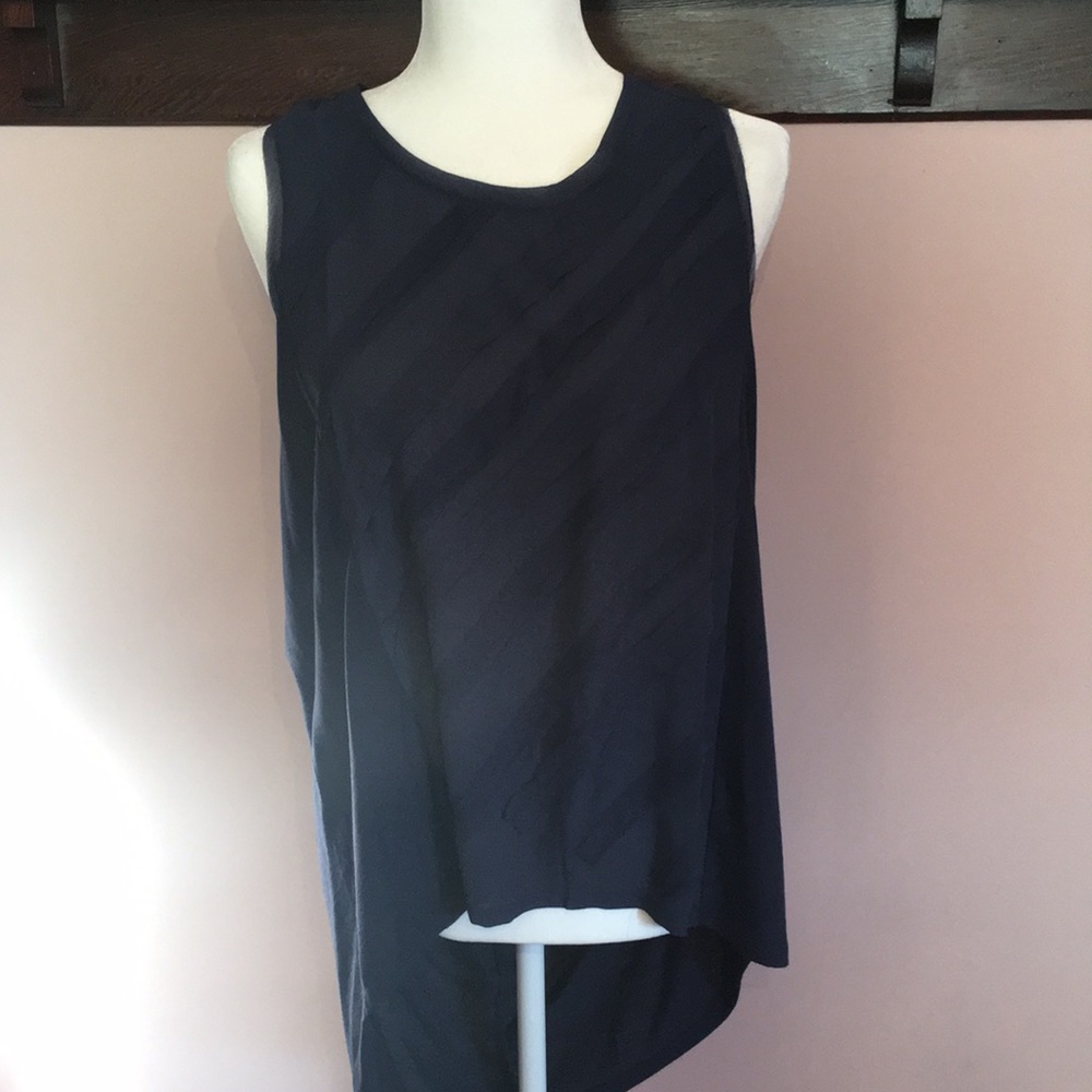 Simply Vera Wang Navy blue Sleeveless top